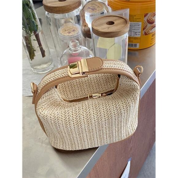 Straw Bag - Picture 1 of 11